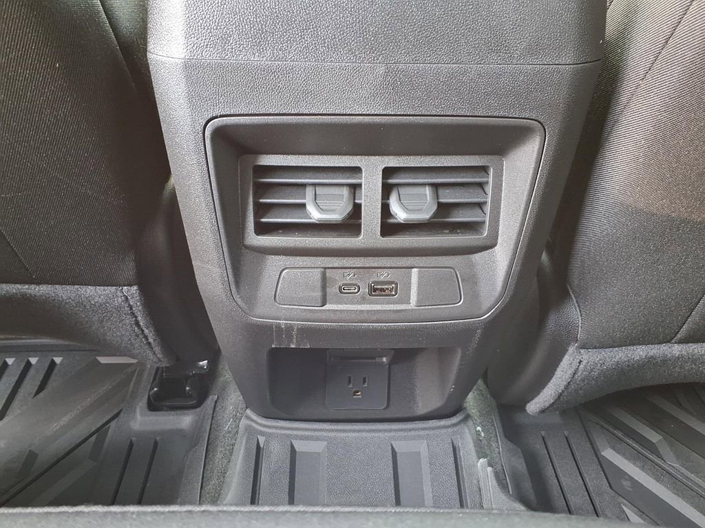 New 2026 GMC Canyon Elevation w/ Convenience Package RWD image 12