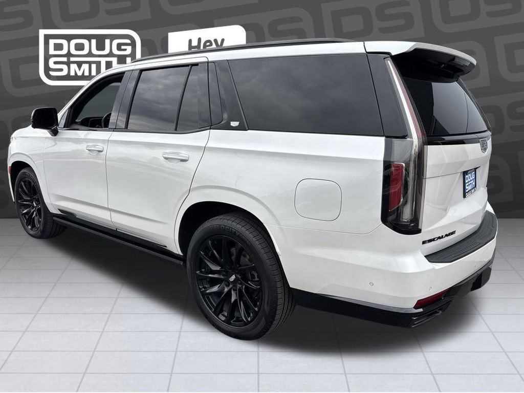 Used 2022 Cadillac Escalade Sport Platinum w/ LPO, ONYX Package AWD/4WD image 3