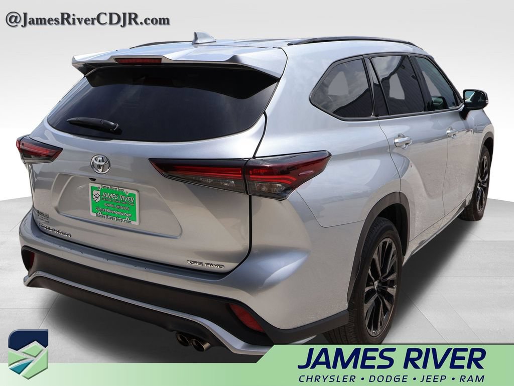 Used 2025 Toyota Highlander XSE AWD/4WD image 5