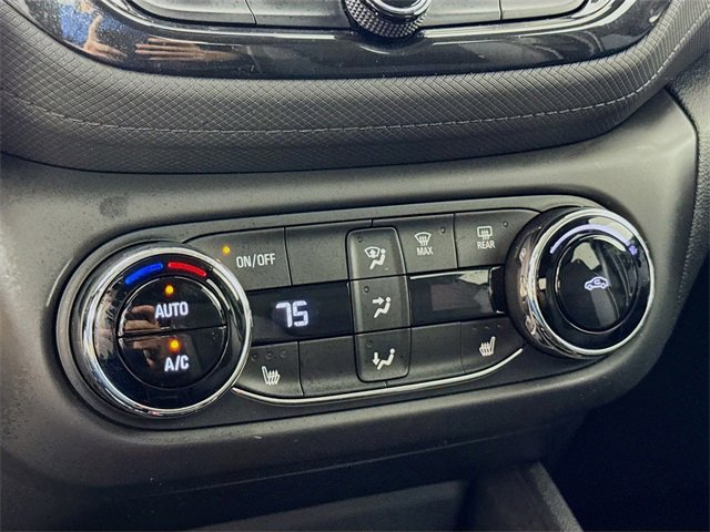 Used 2022 Chevrolet TrailBlazer LT w/ Convenience Package image 26