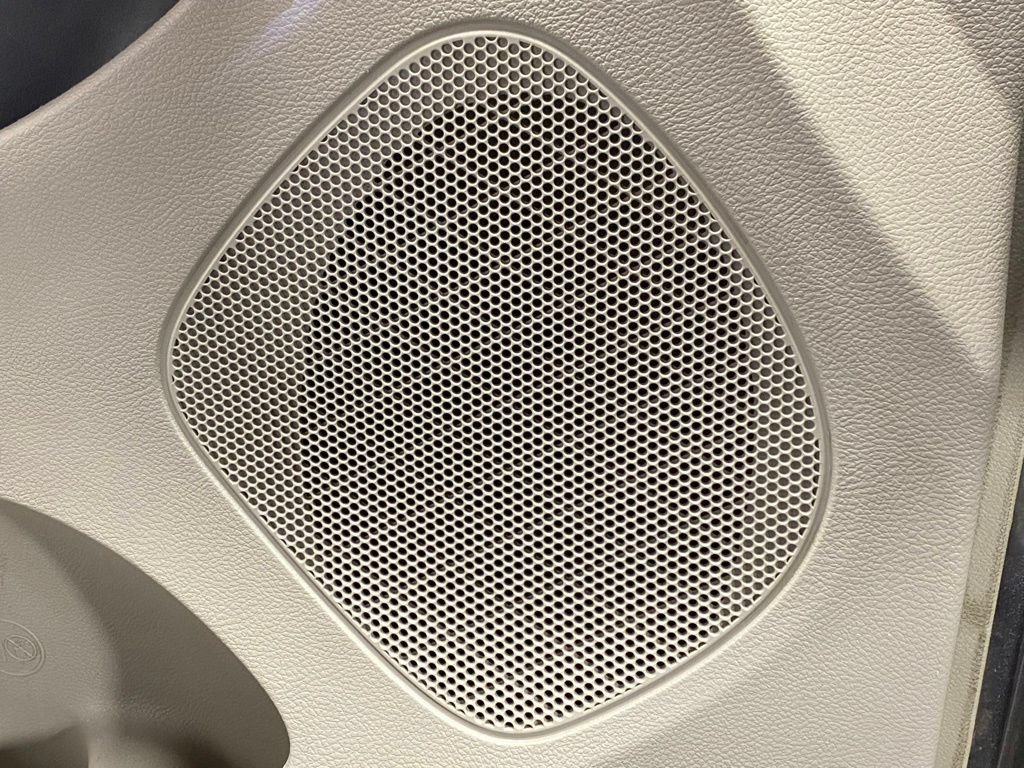 Used 2019 Dodge Grand Caravan SE FWD image 14