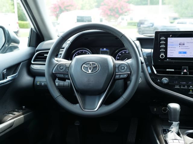 Used 2024 Toyota Camry SE w/ Convenience Package FWD image 20