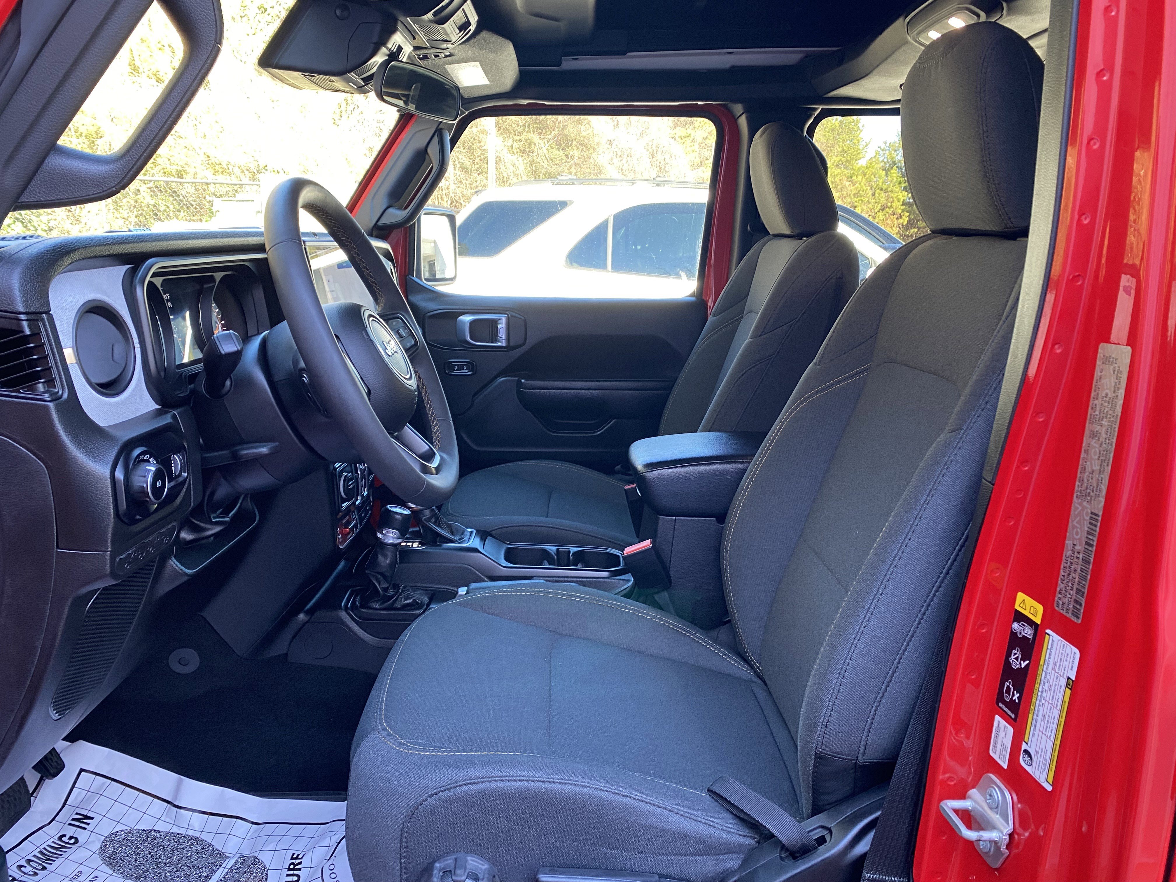 Used 2024 Jeep Wrangler Willys image 16