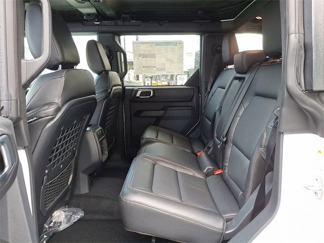New 2025 Ford Bronco Badlands image 6