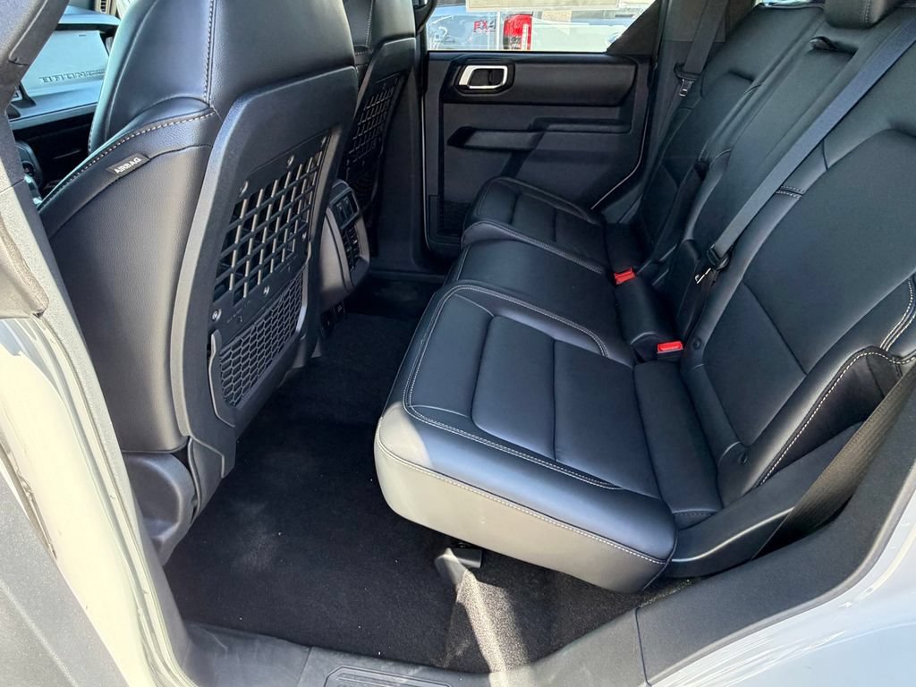 New 2026 Ford Bronco Badlands AWD/4WD image 18