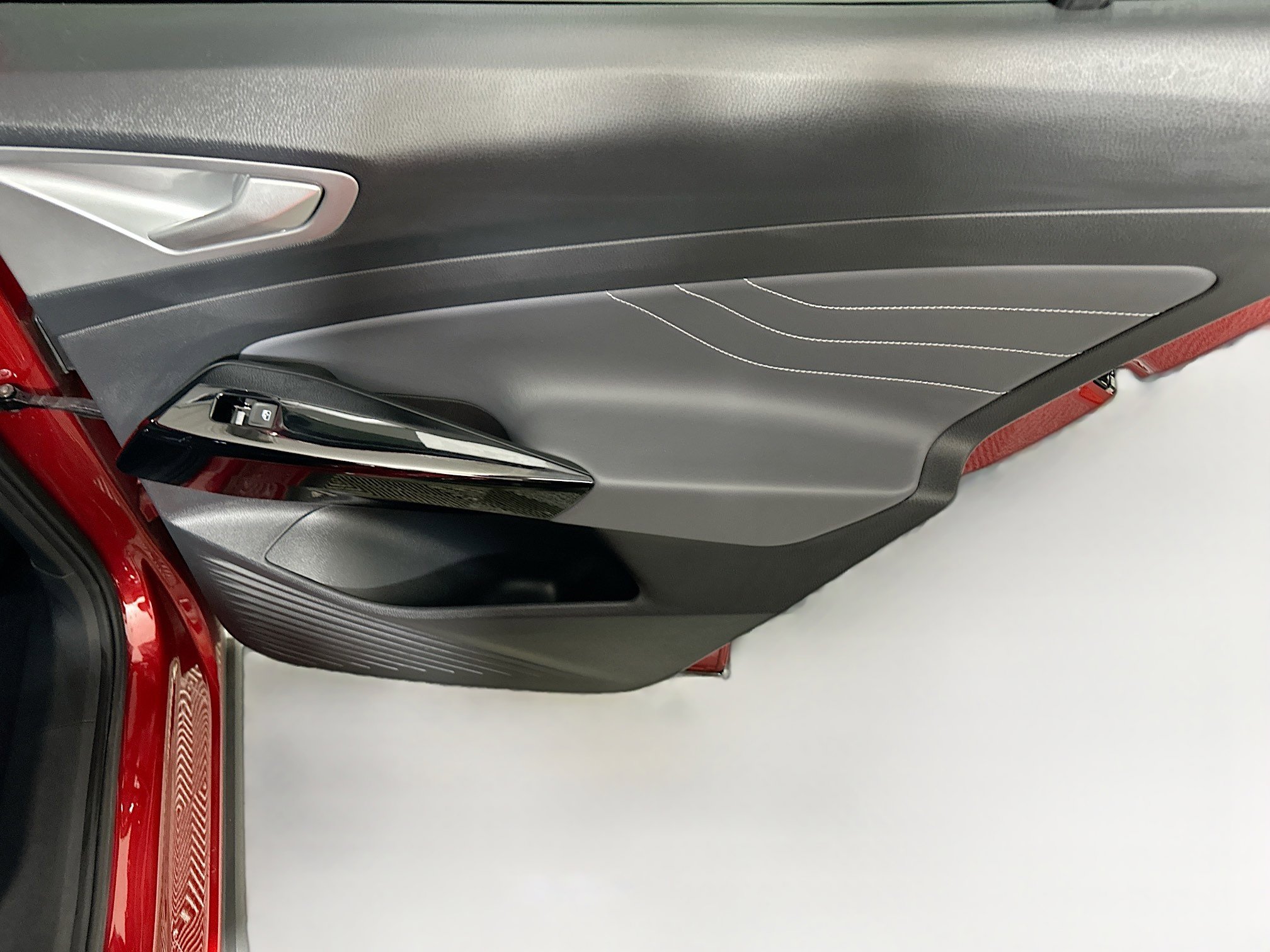 Used 2023 Volkswagen ID.4 S image 30