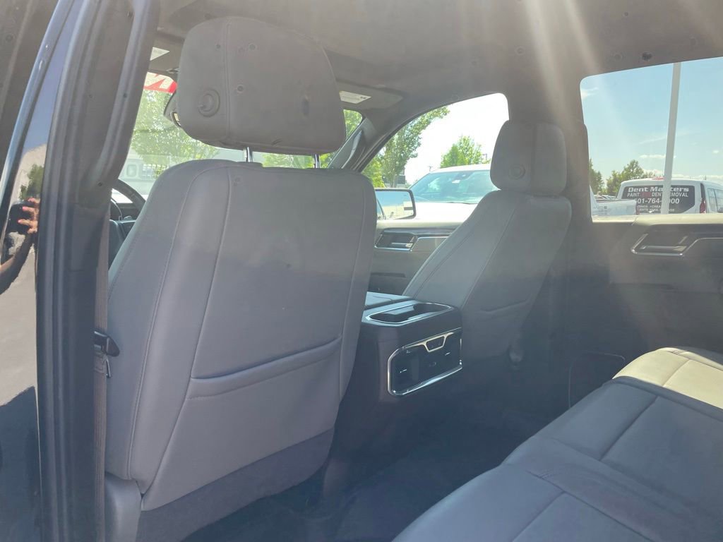 Used 2023 Chevrolet Silverado 1500 LTZ w/ LTZ Premium Package AWD/4WD image 23