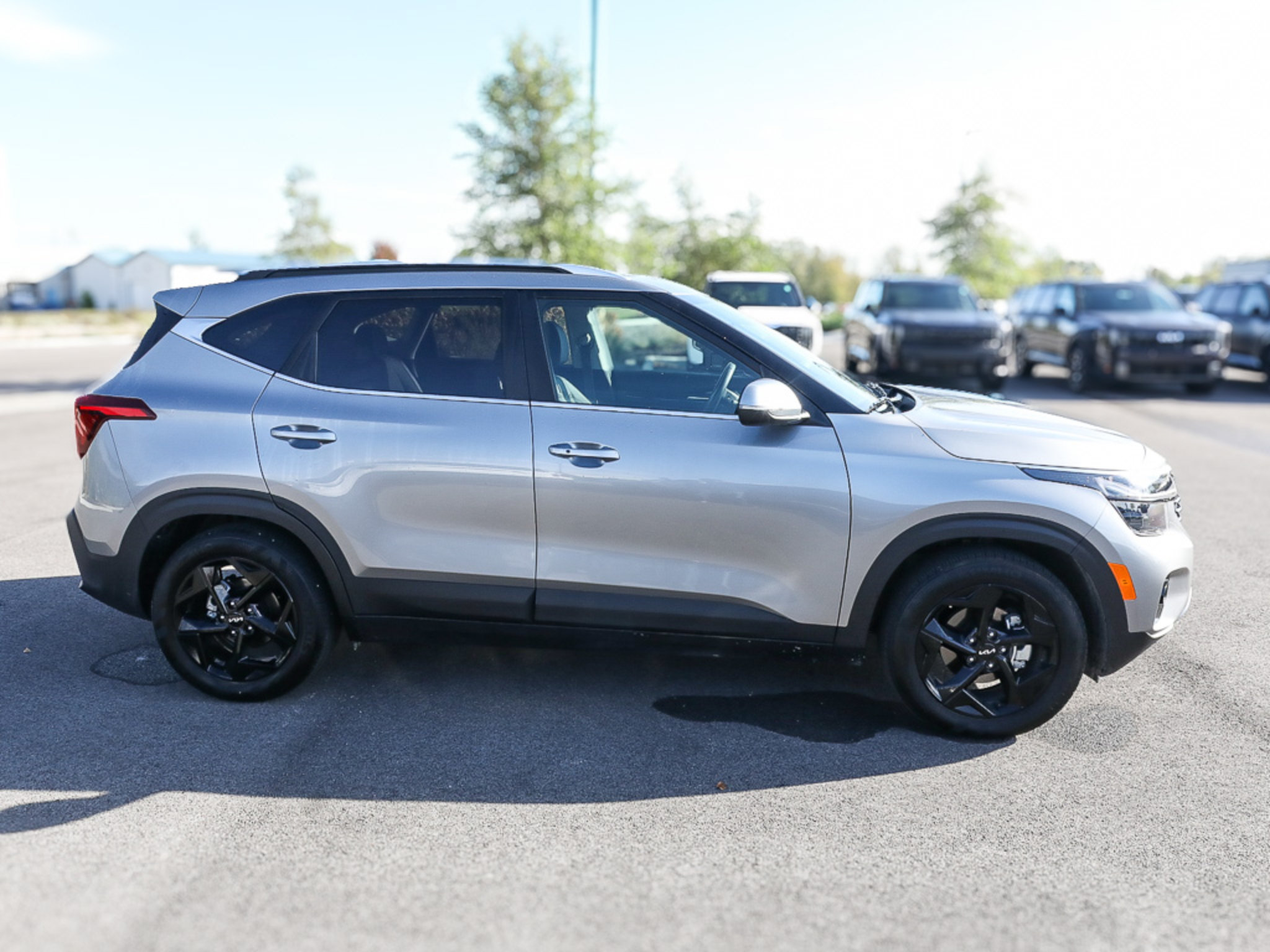 Certified 2026 Kia Seltos EX w/ EX Sunroof Package FWD image 8