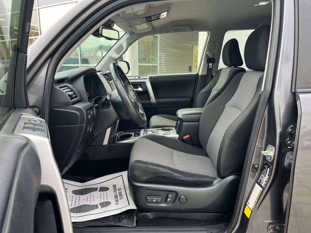 Used 2022 Toyota 4Runner SR5 image 11