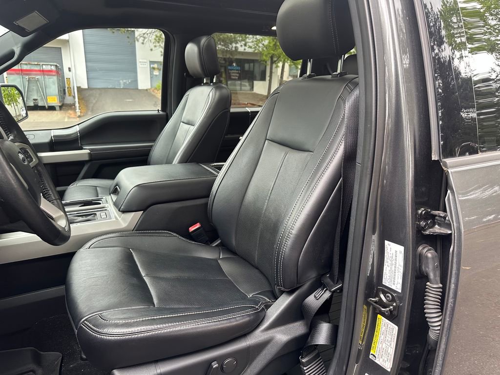 Used 2019 Ford F150 Lariat w/ Equipment Group 502A Luxury AWD/4WD image 15