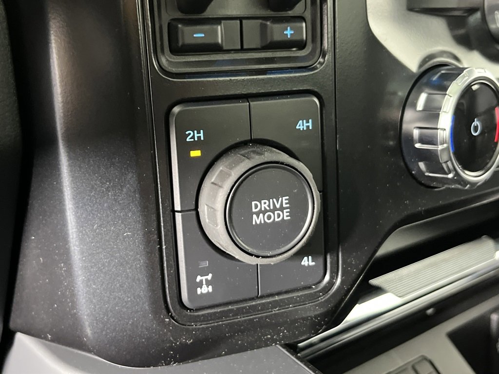 Certified 2025 Ford F350 Lariat image 22