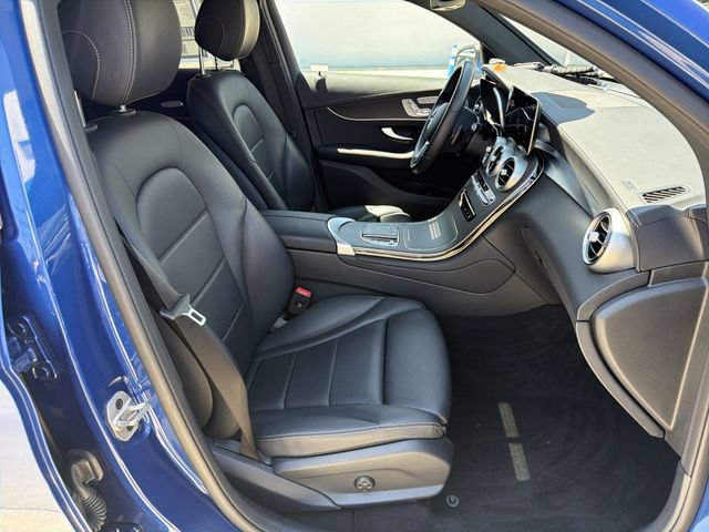 Used 2023 Mercedes-Benz GLC 300 4MATIC Coupe image 27