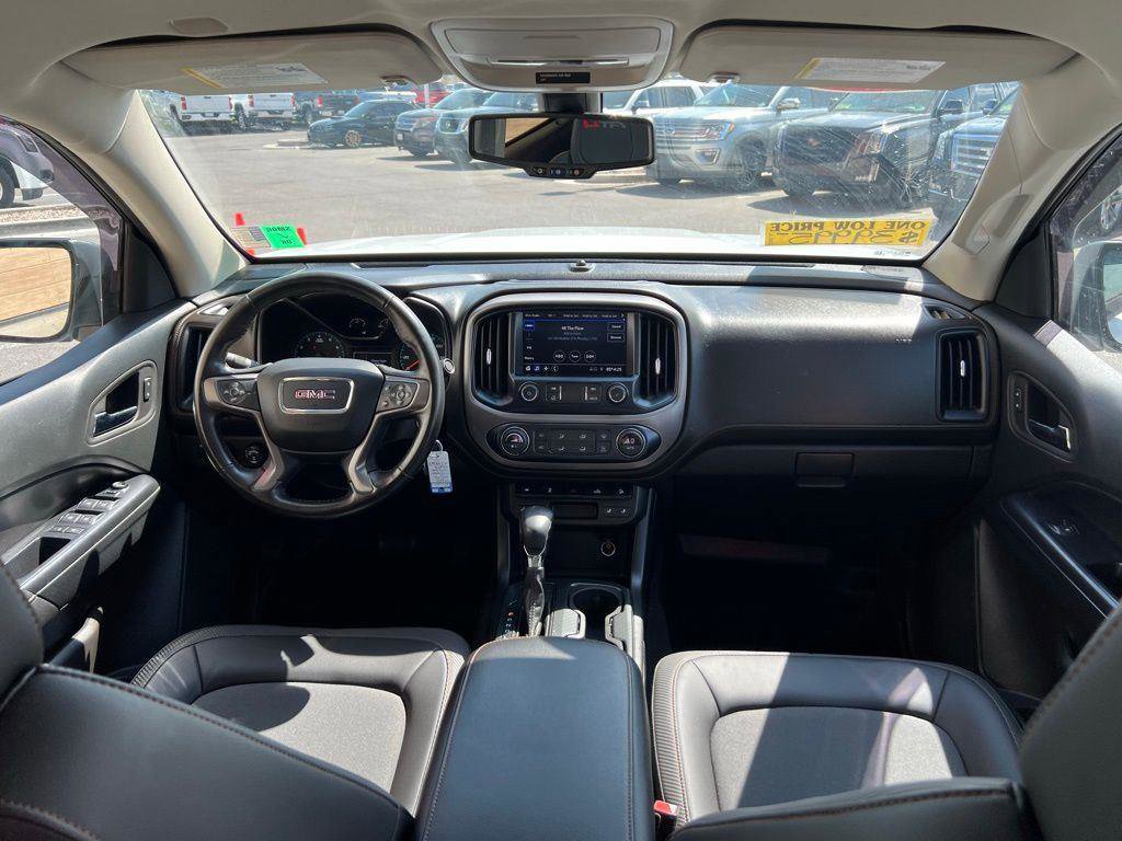 Used 2022 GMC Canyon AT4 image 22