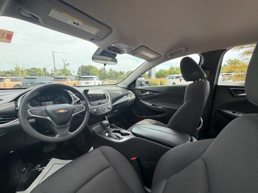 Used 2023 Chevrolet Malibu LT FWD image 8