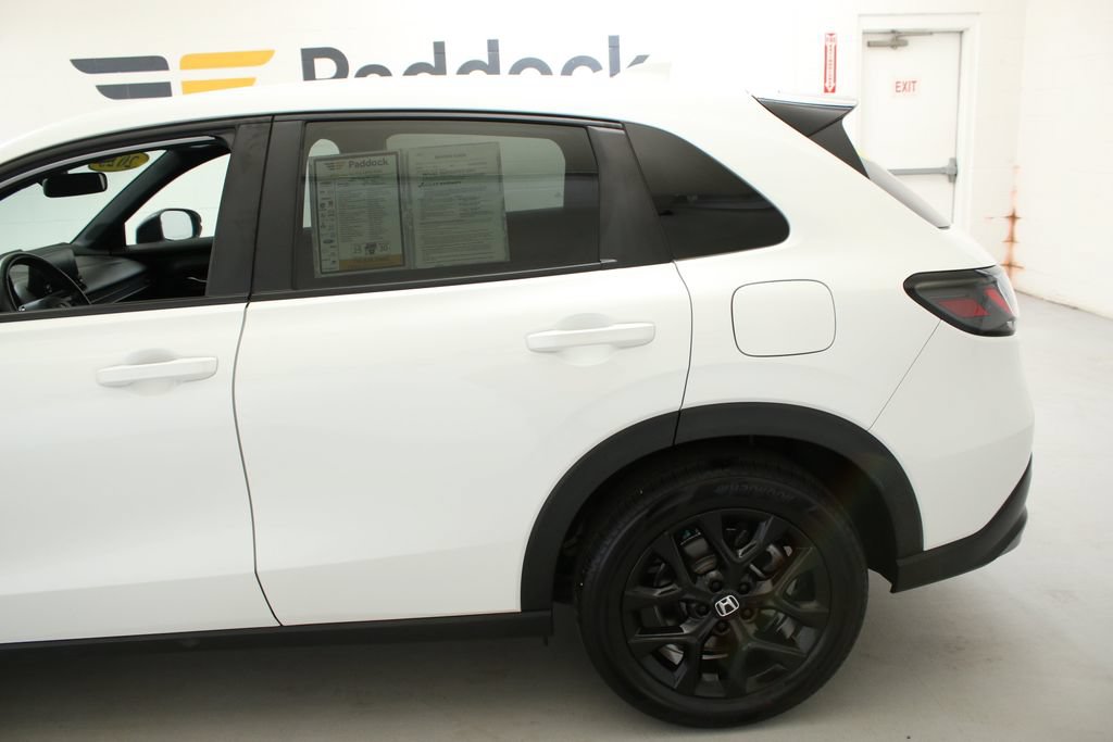 Used 2023 Honda HR-V Sport image 5