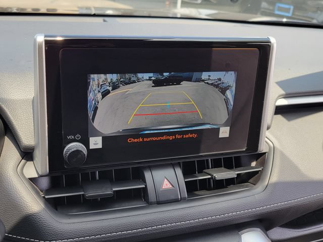 Used 2023 Toyota RAV4 XLE FWD image 12