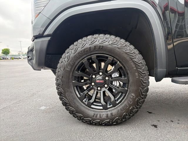 Used 2023 GMC Sierra 1500 AT4X AWD/4WD image 14