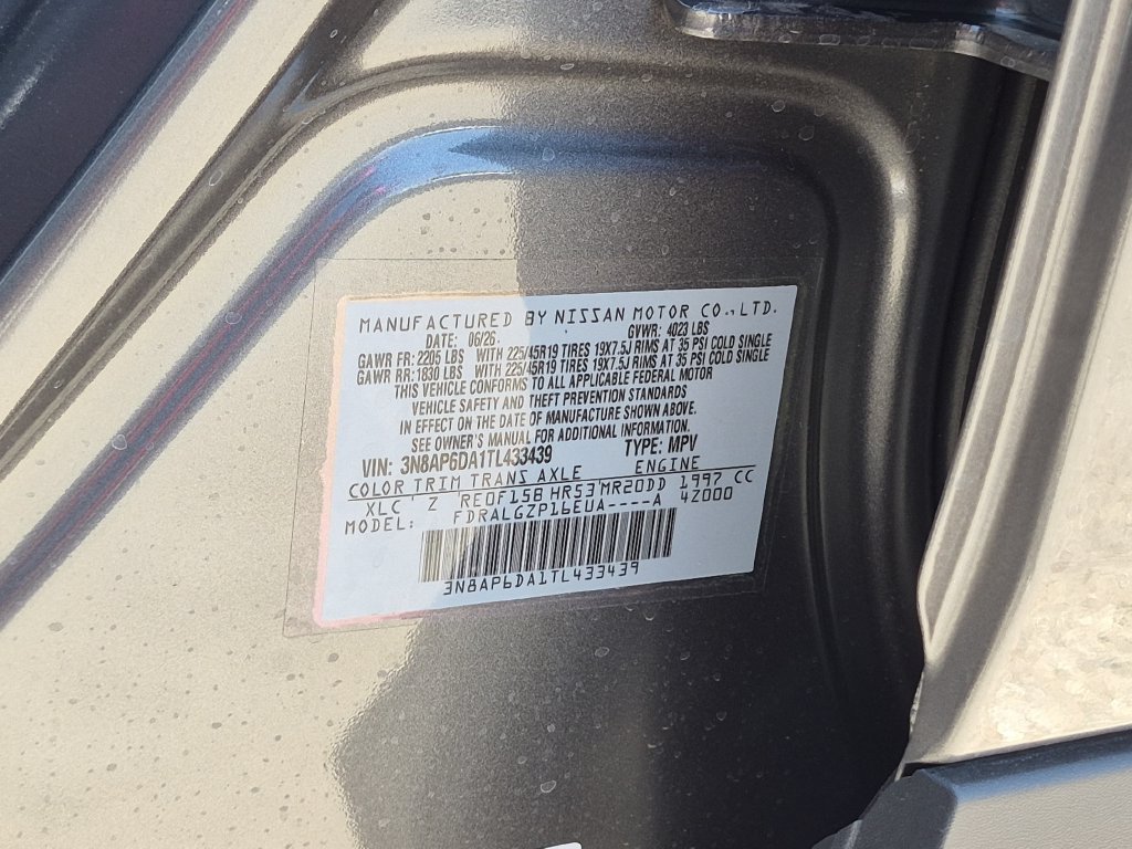 New 2026 Nissan Kicks SR FWD image 34