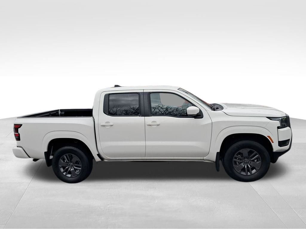 Certified 2025 Nissan Frontier SV image 14