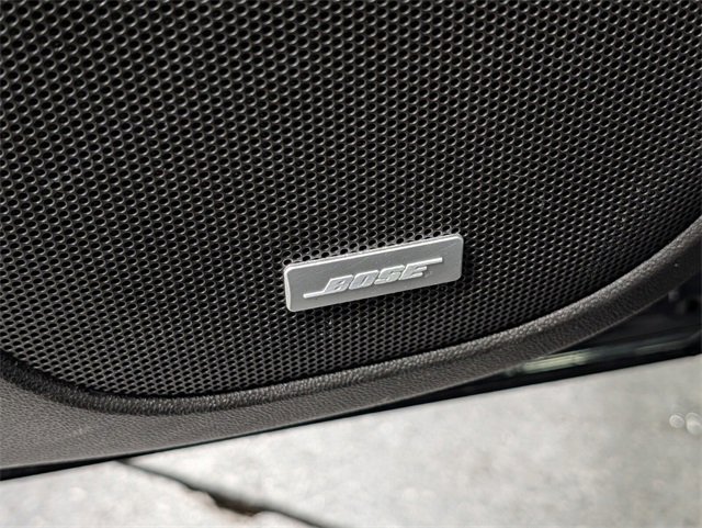 Used 2023 GMC Acadia Denali w/ Black Diamond Edition image 18