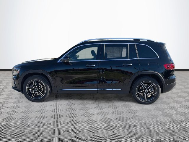 New 2026 Mercedes-Benz GLB 250 4MATIC image 3