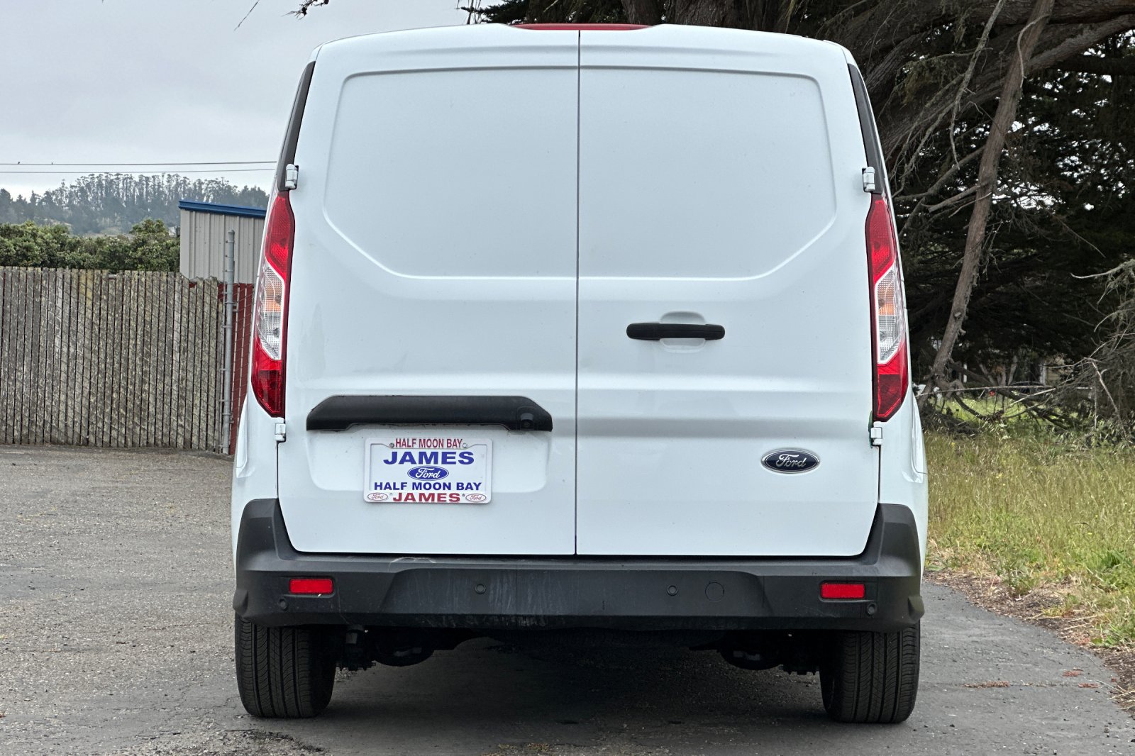 Used 2023 Ford Transit Connect XLT FWD image 4
