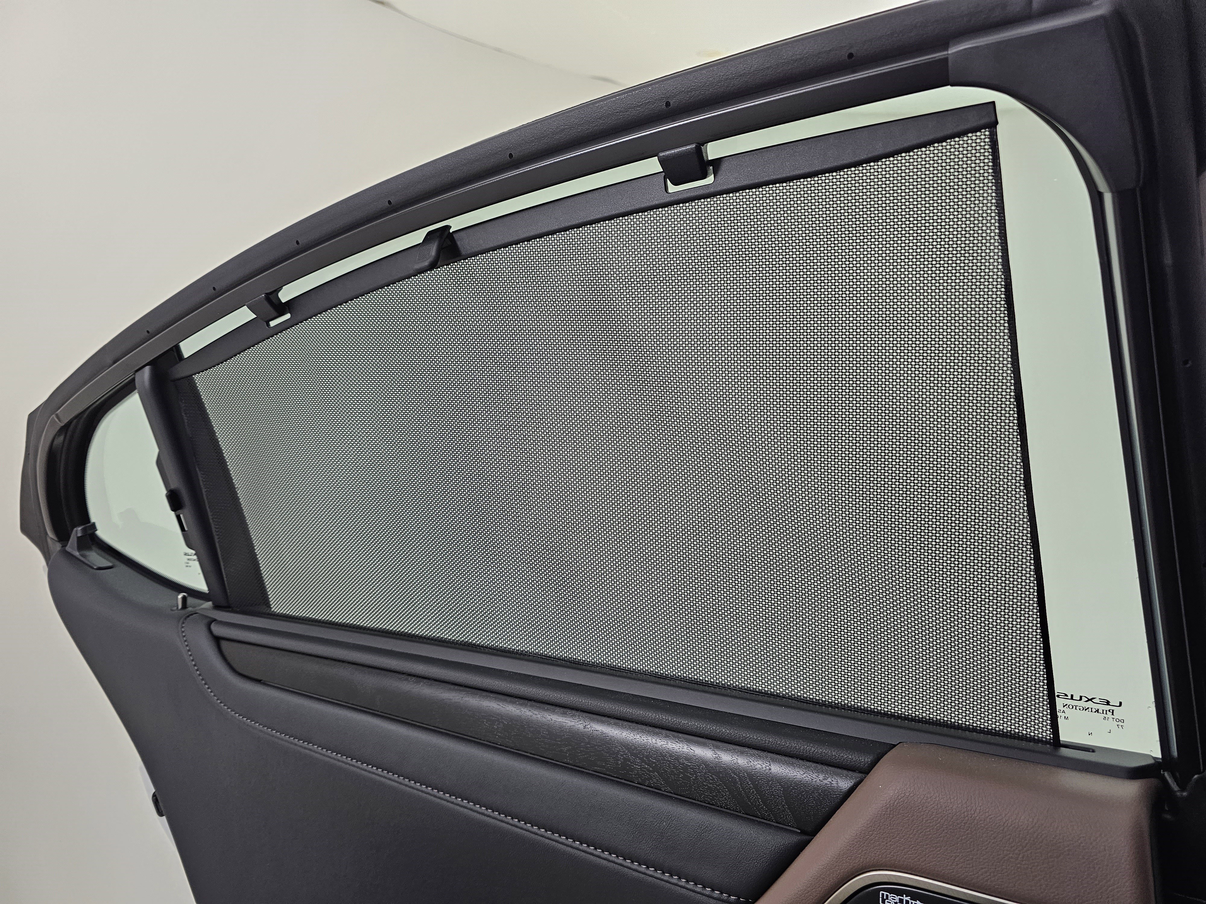 Used 2024 Lexus ES 350 Ultra Luxury w/ Accessory Package (Z1) image 23