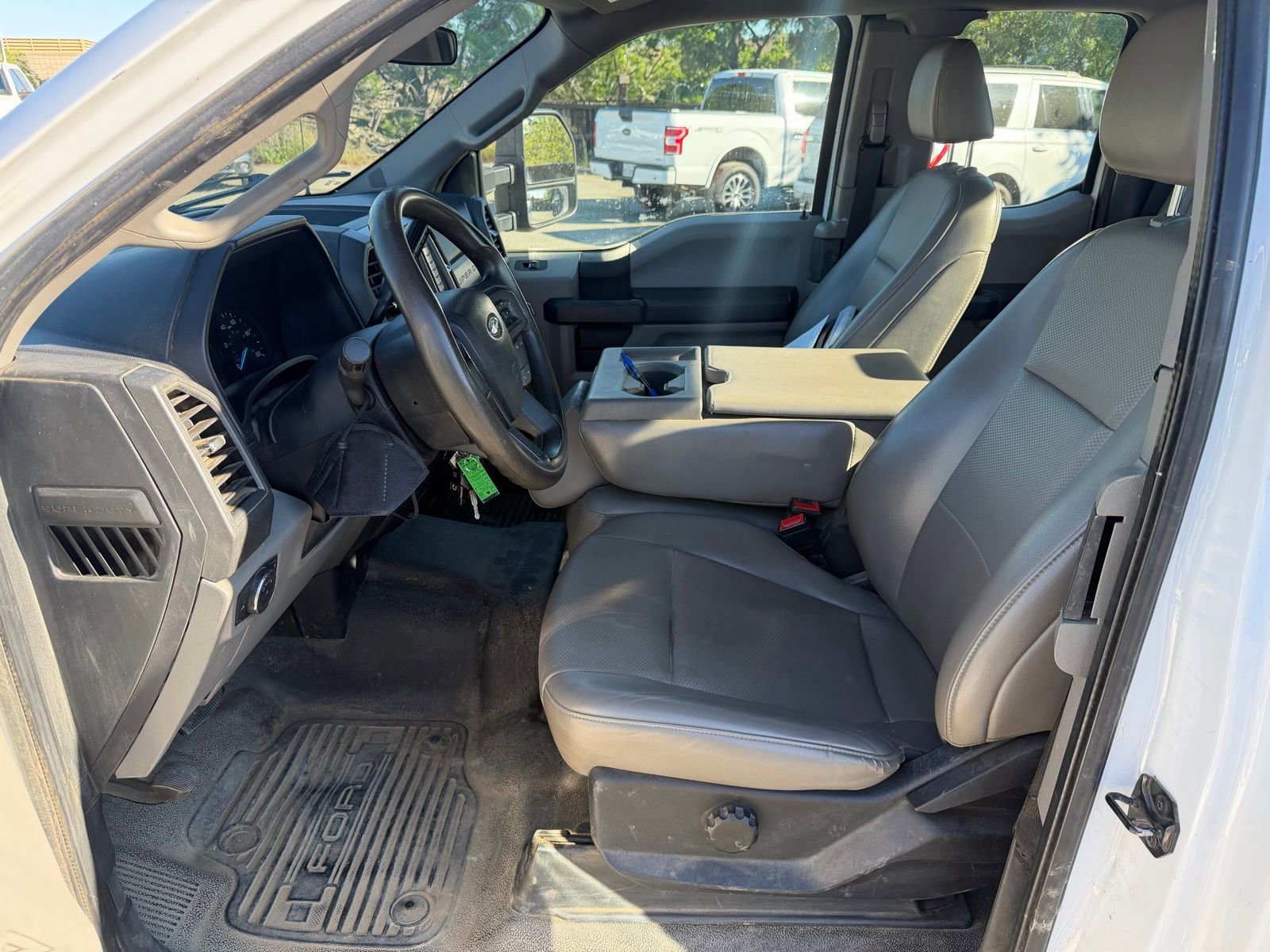 Used 2020 Ford F250 XL w/ Power Equipment Group image 10