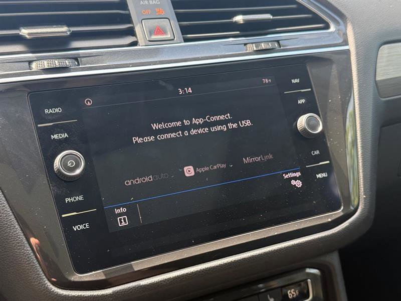 Used 2019 Volkswagen Tiguan SEL image 25