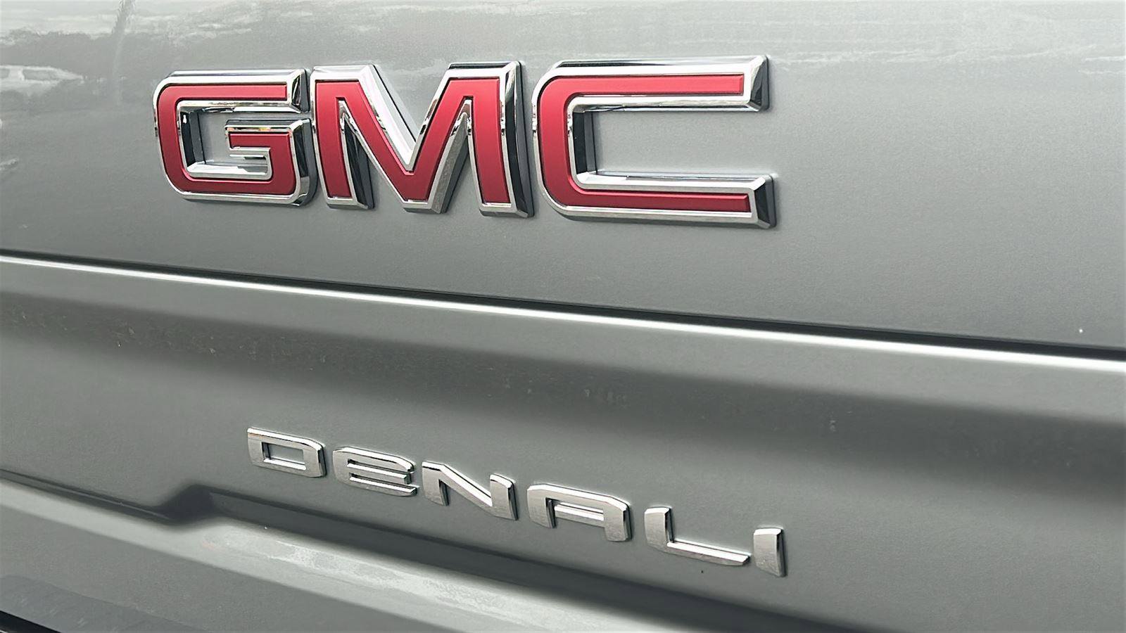 New 2026 GMC Sierra 1500 Denali w/ Denali Reserve Package image 7