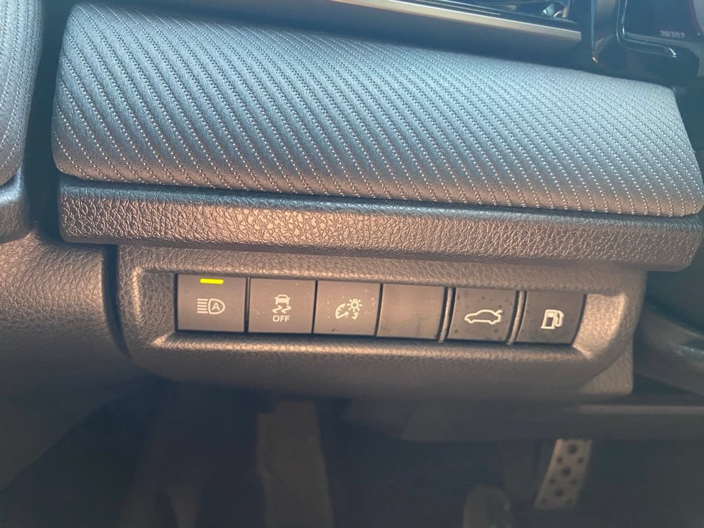 Used 2025 Toyota Camry SE w/ Convenience Package FWD image 27