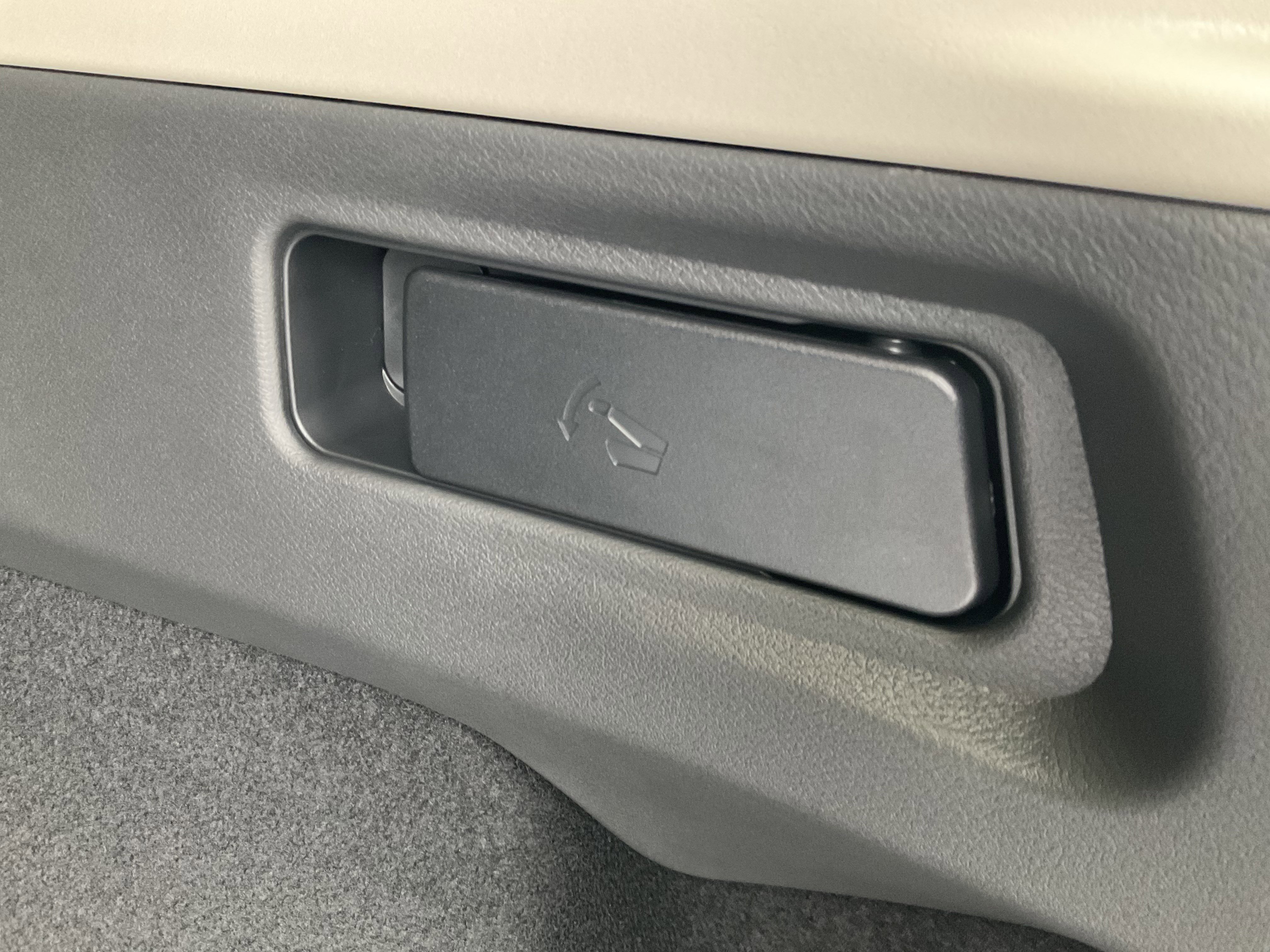 Used 2026 Nissan Rogue Platinum w/ Platinum Premium Package image 48