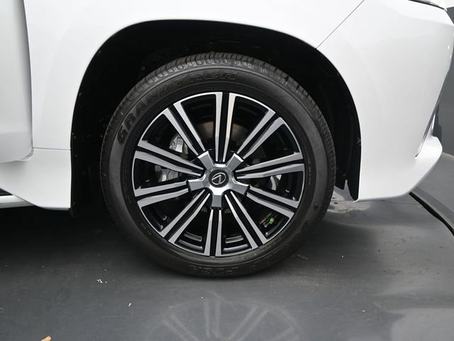 Used 2021 Lexus LX 570 4WD w/ Luxury Package image 22