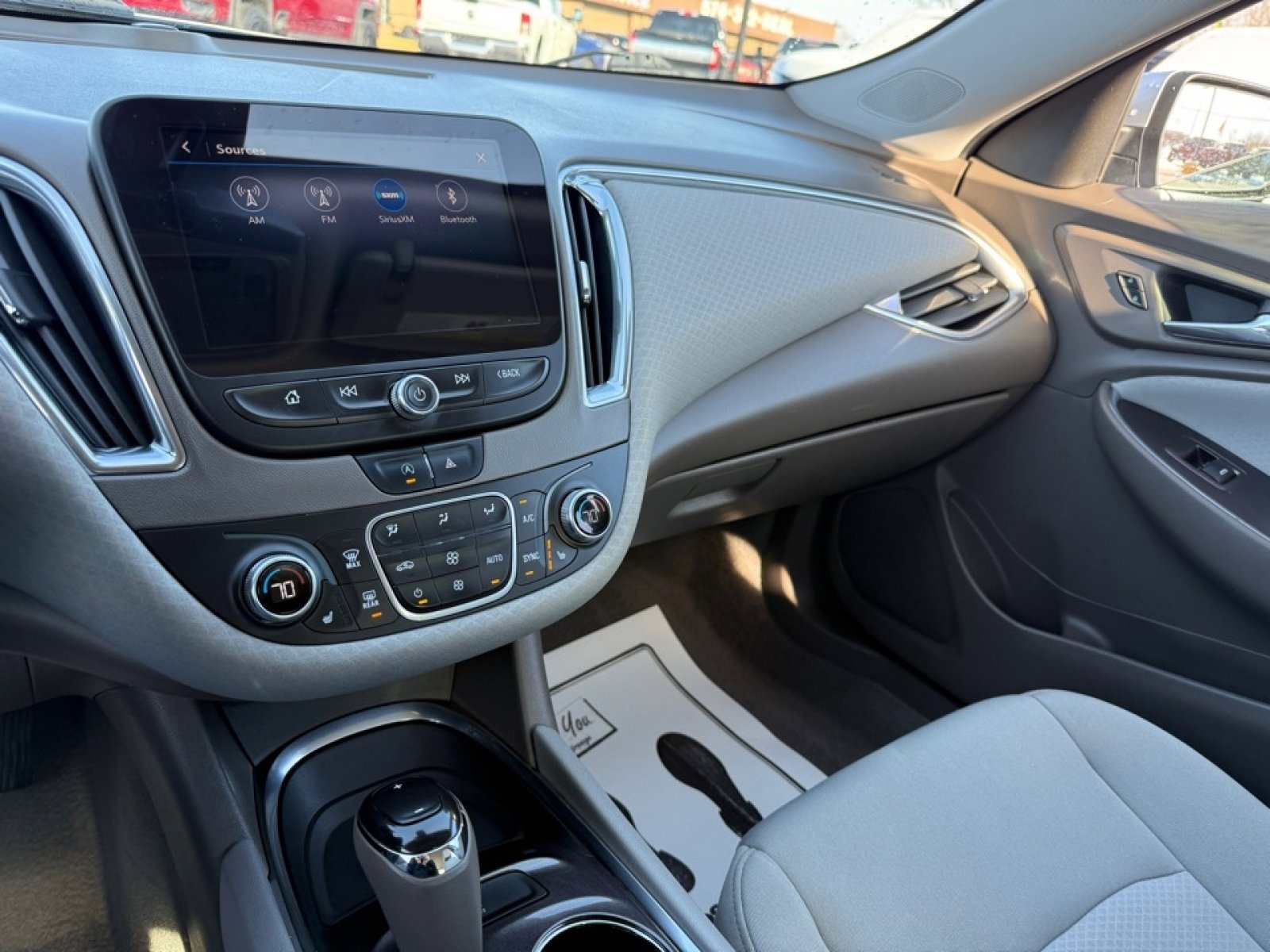 Used 2020 Chevrolet Malibu LT image 29