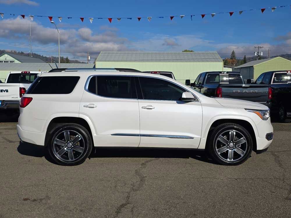 Used 2018 GMC Acadia Denali w/ Technology Package image 6