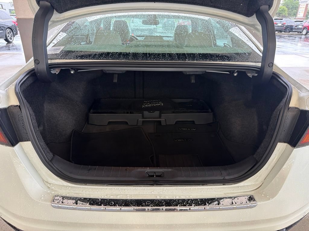 Used 2019 Nissan Altima 2.0 Platinum FWD image 21