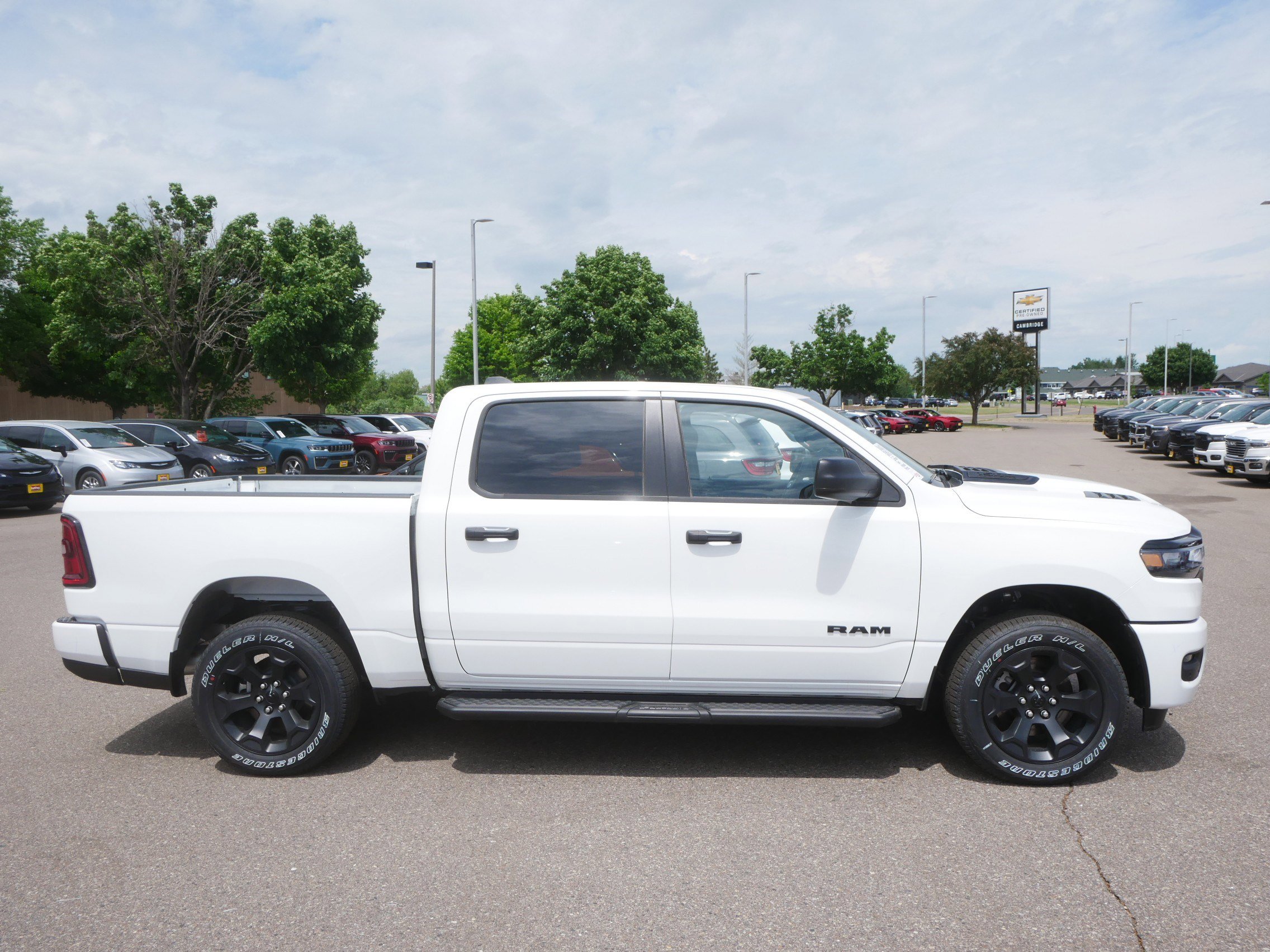 New 2026 RAM 1500 Express AWD/4WD image 2