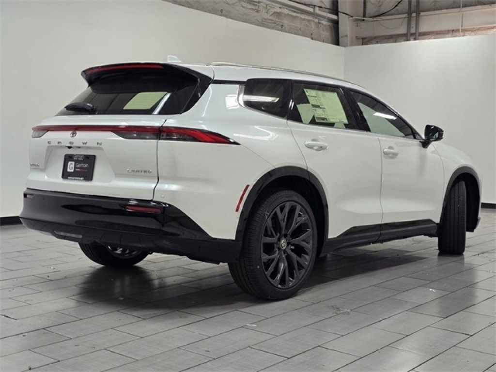 New 2025 Toyota Crown Signia image 14