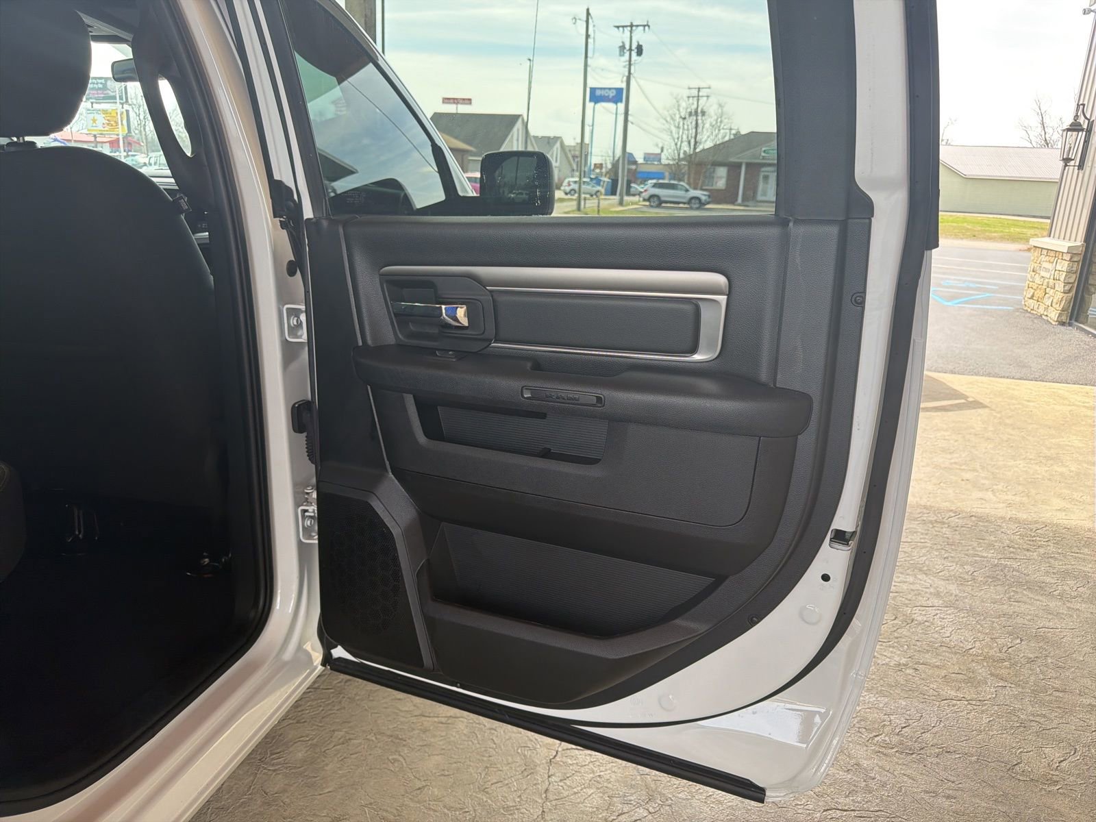 Used 2024 RAM 1500 Classic Warlock image 4