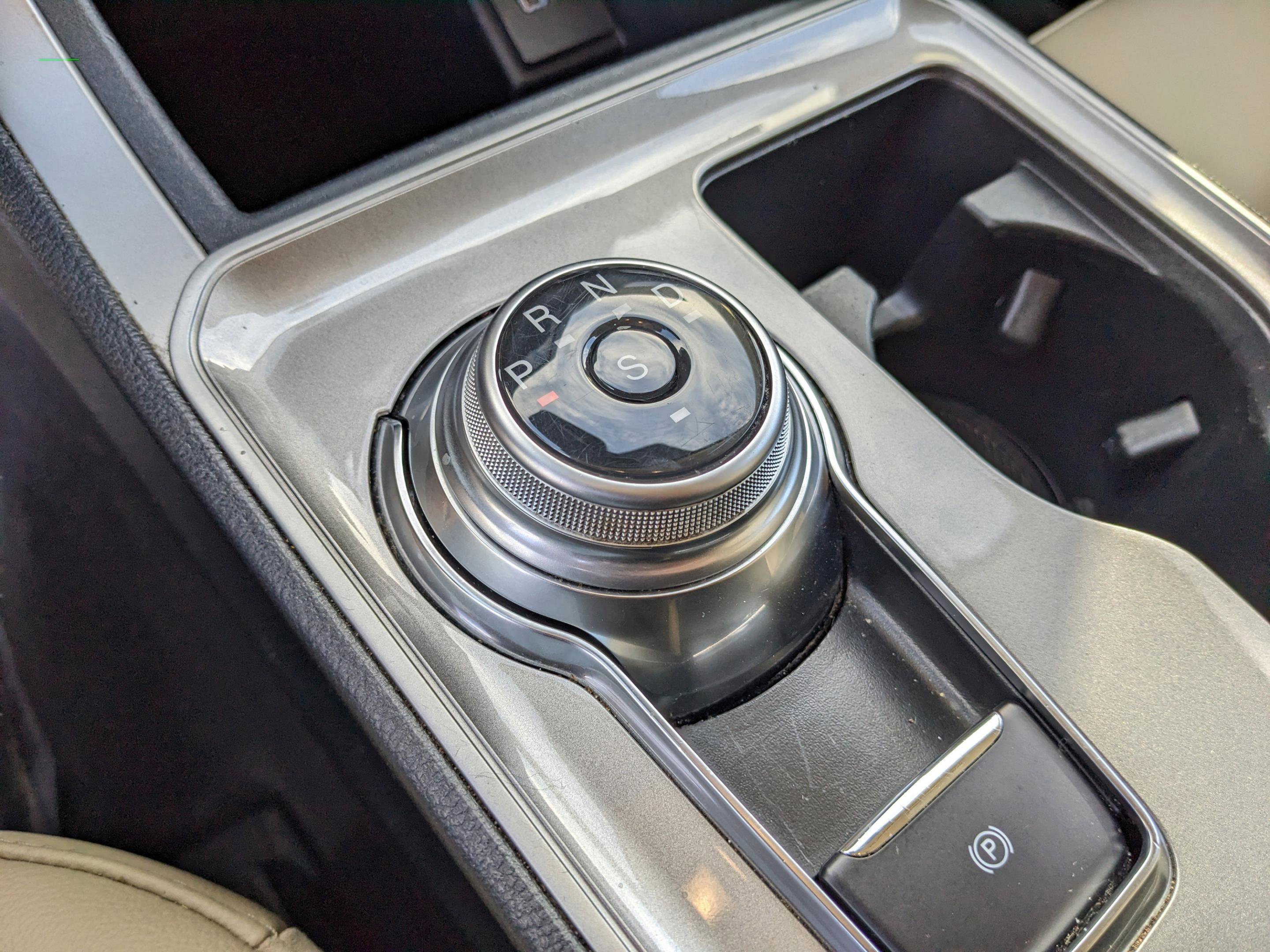 Used 2024 Ford Edge SEL image 21