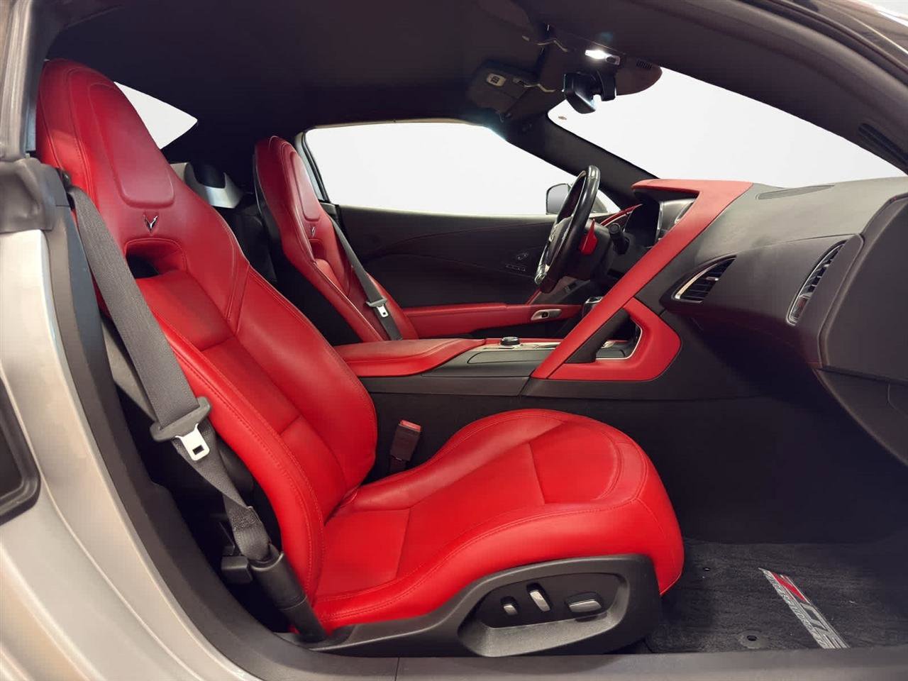 Used 2019 Chevrolet Corvette Z06 RWD image 23