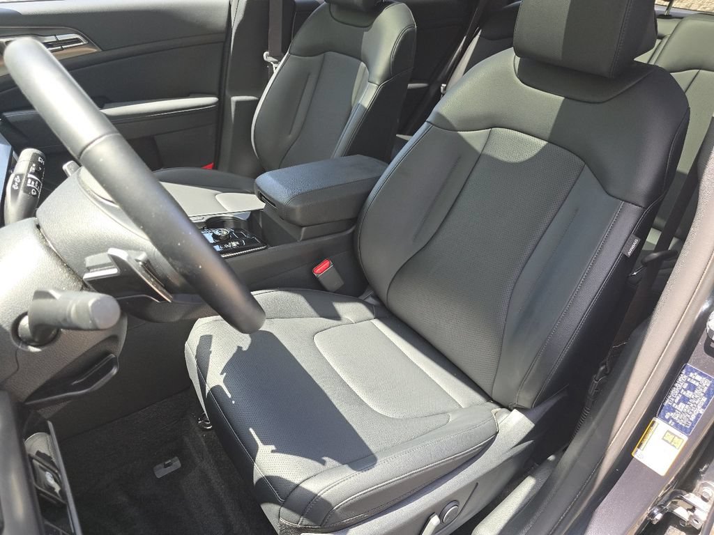 Used 2024 Kia Sportage EX w/ EX Premium Package AWD/4WD image 25