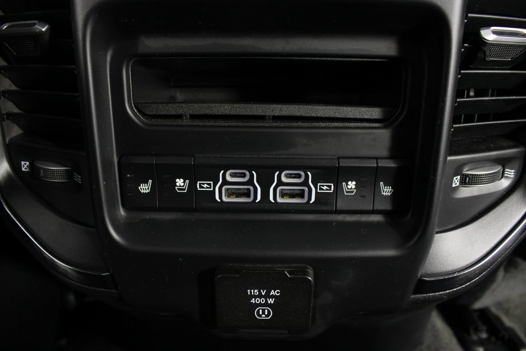 Used 2024 RAM 1500 Limited AWD/4WD image 22