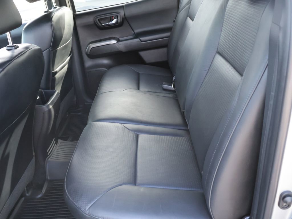 Used 2023 Toyota Tacoma Limited AWD/4WD image 18