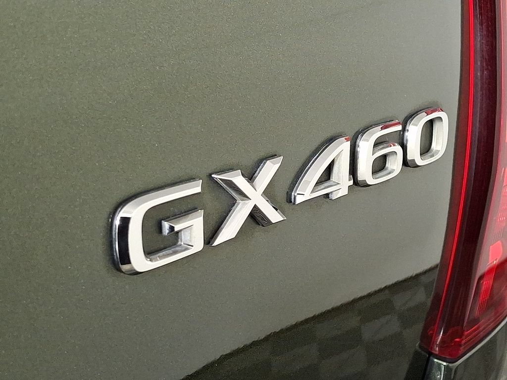 Used 2022 Lexus GX 460 w/ Black Line Special Edition AWD/4WD image 31