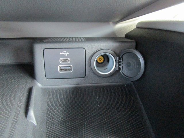 New 2024 Ford Escape SE w/ PHEV Premium Package image 40