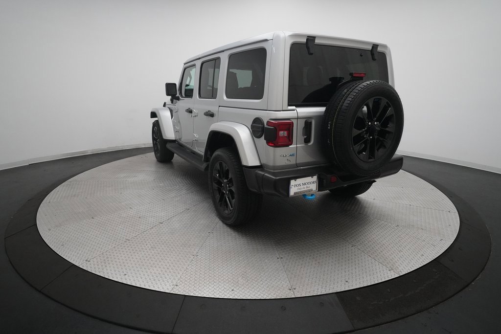 Used 2022 Jeep Wrangler Unlimited Sahara image 33