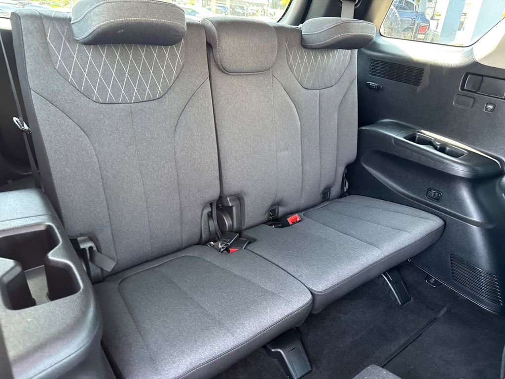 Used 2020 Hyundai Palisade SEL w/ Convenience Package FWD image 19