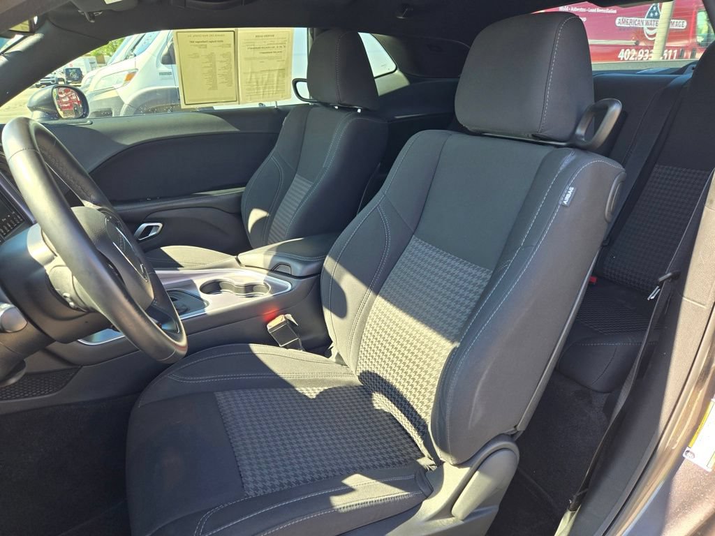 Used 2019 Dodge Challenger SXT RWD image 15