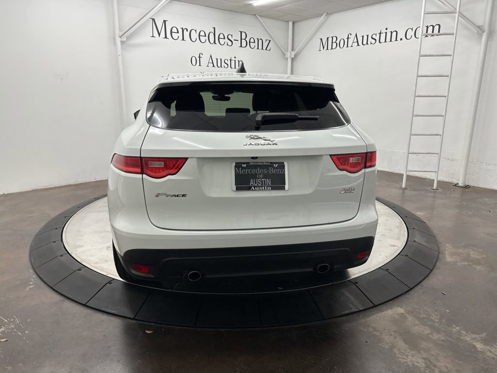 Used 2020 Jaguar F-PACE Premium image 6